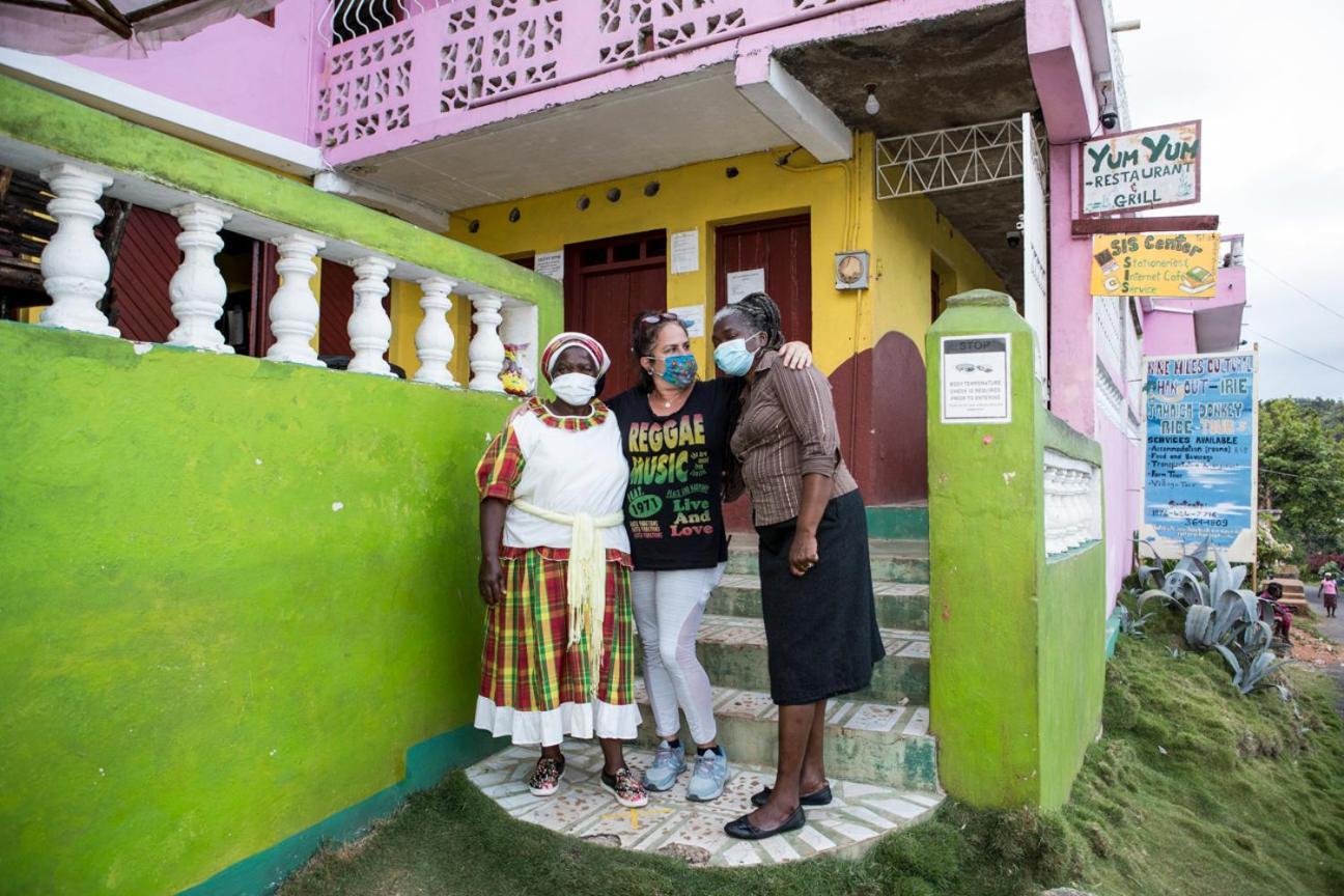 Nine Miles Cultural Hangouts And Tours Stepney Rum bild